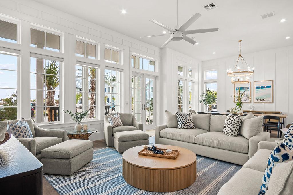 1st Floor, Living Room