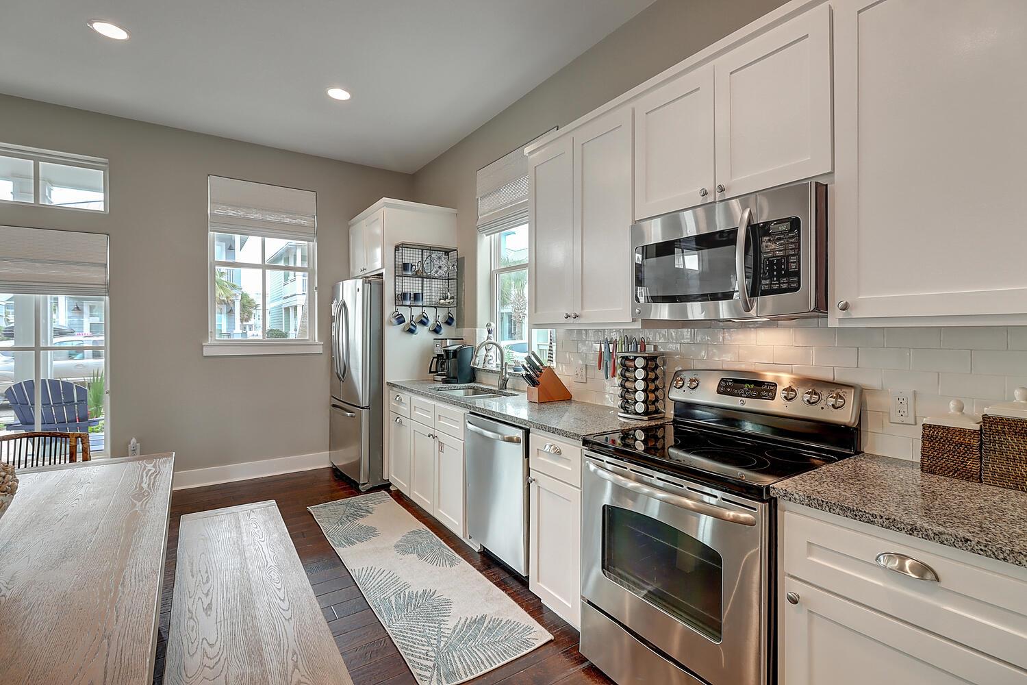 1st Floor, Kitchen