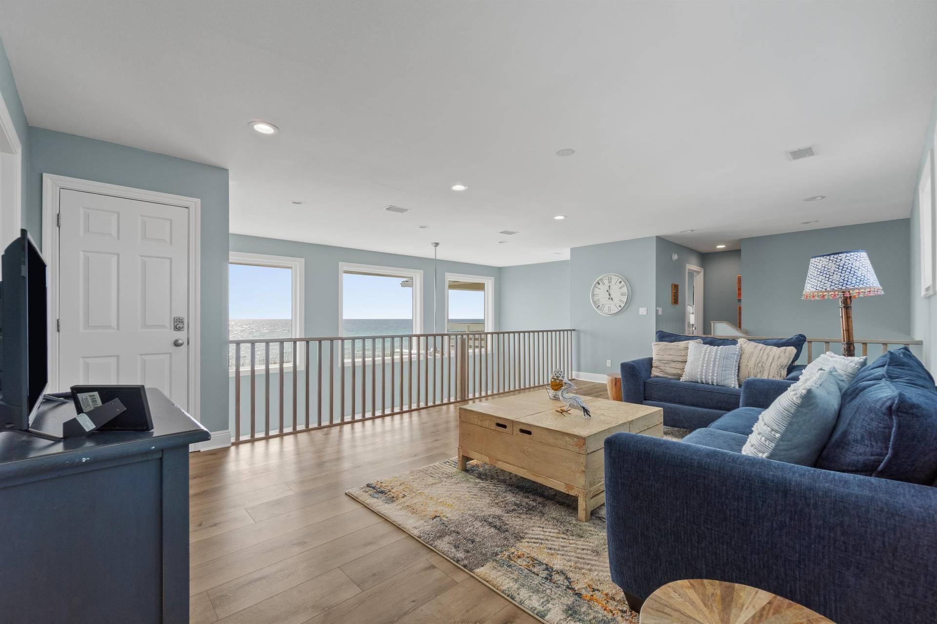 Top Floor Seating Area