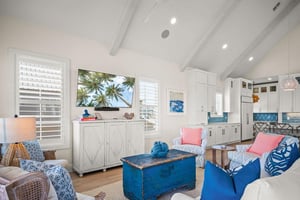 Living Area, 2nd Floor