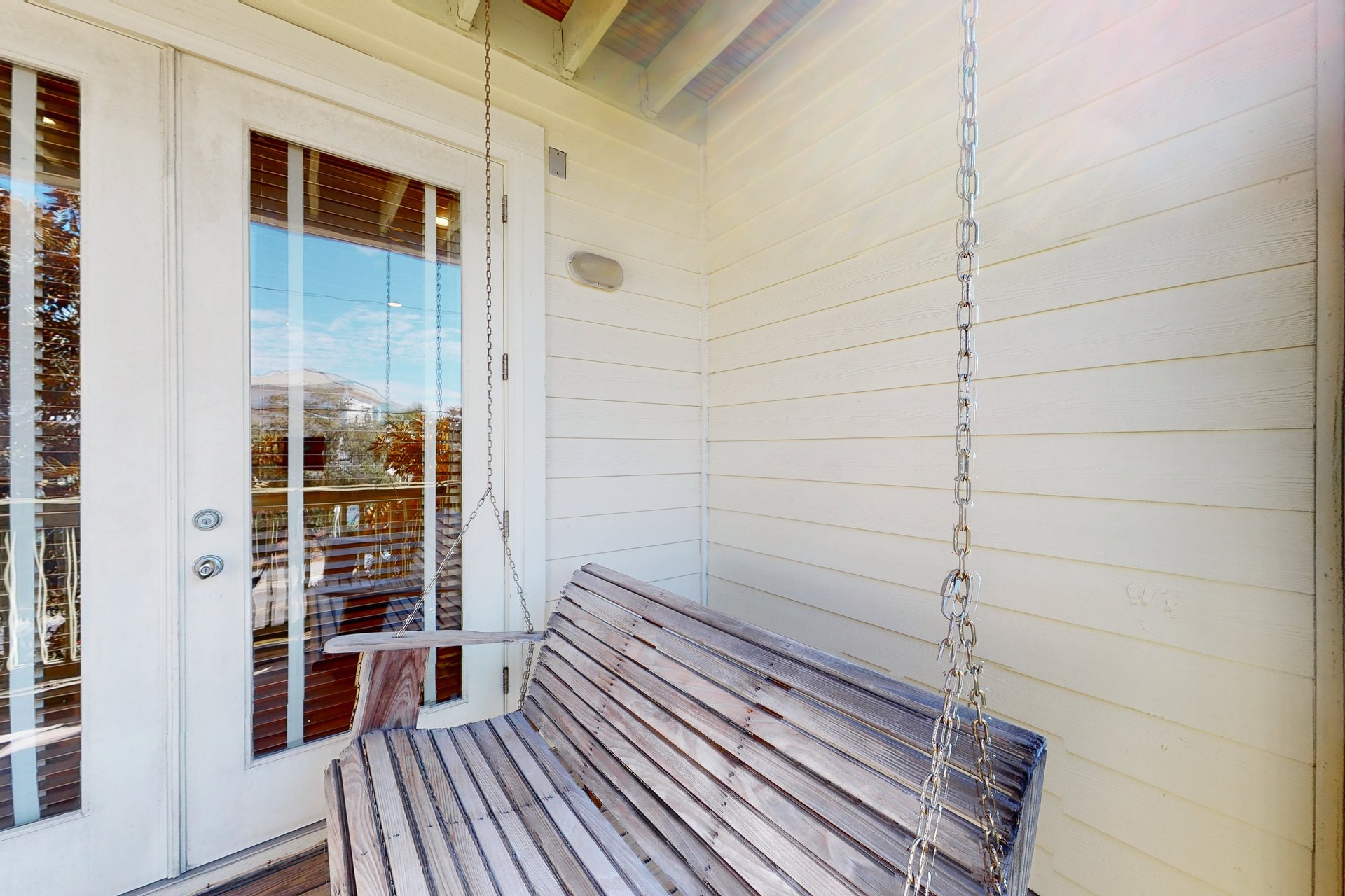 Grand Isle Getaway 205 24