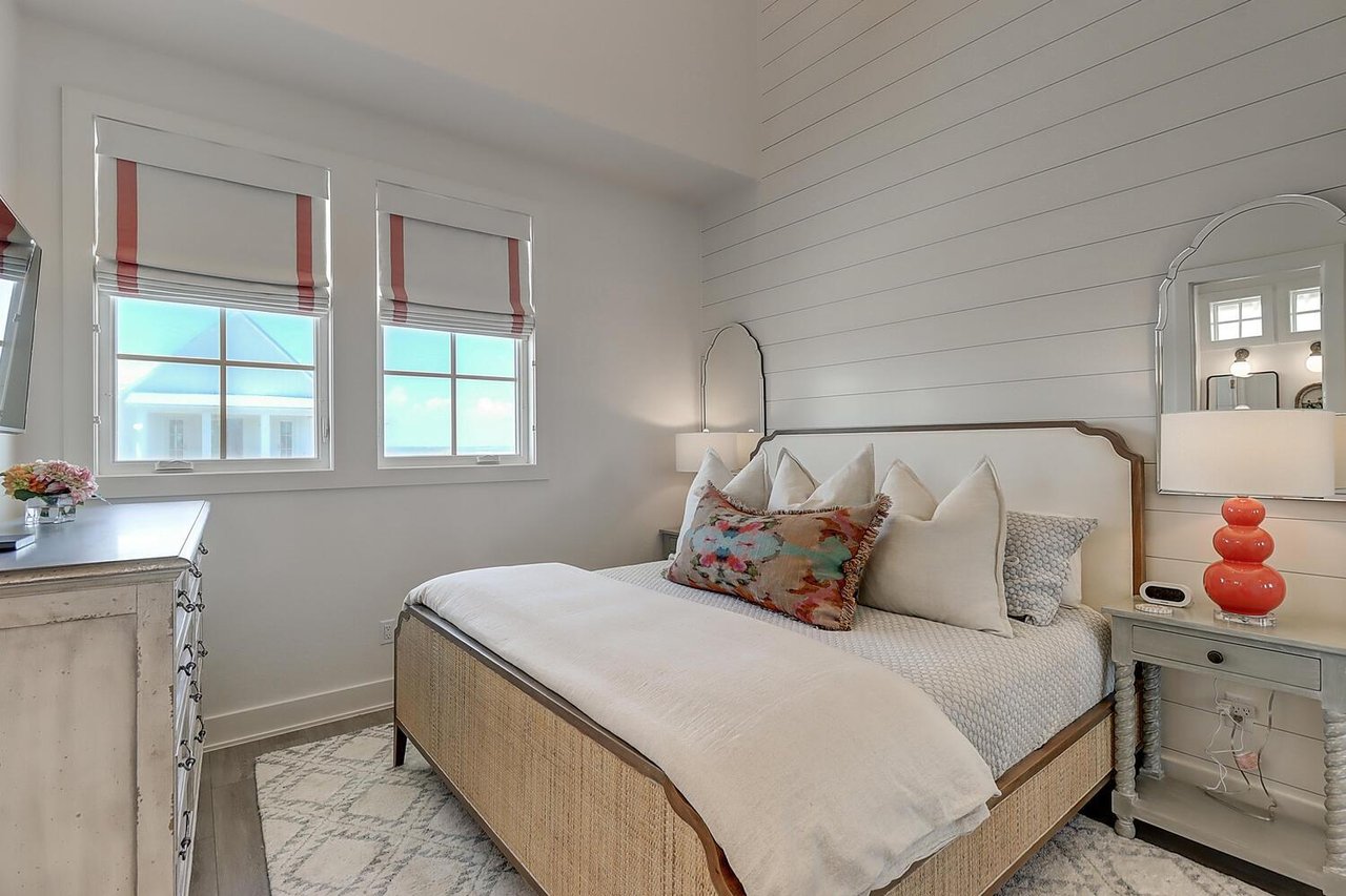 2nd Floor King Suite