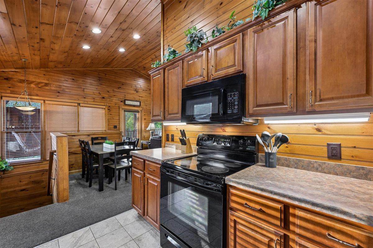 14Kitchen