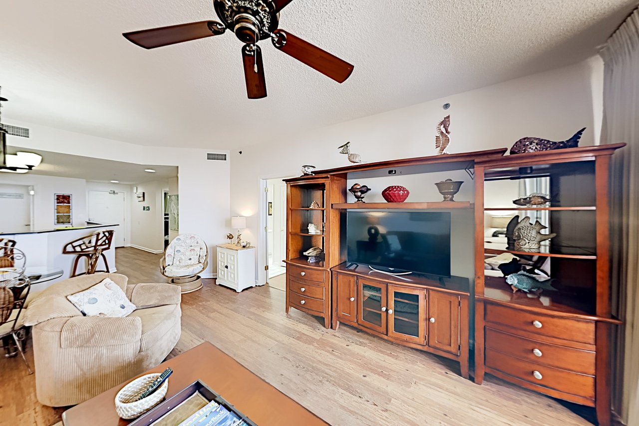 The Beach Club 208C 3