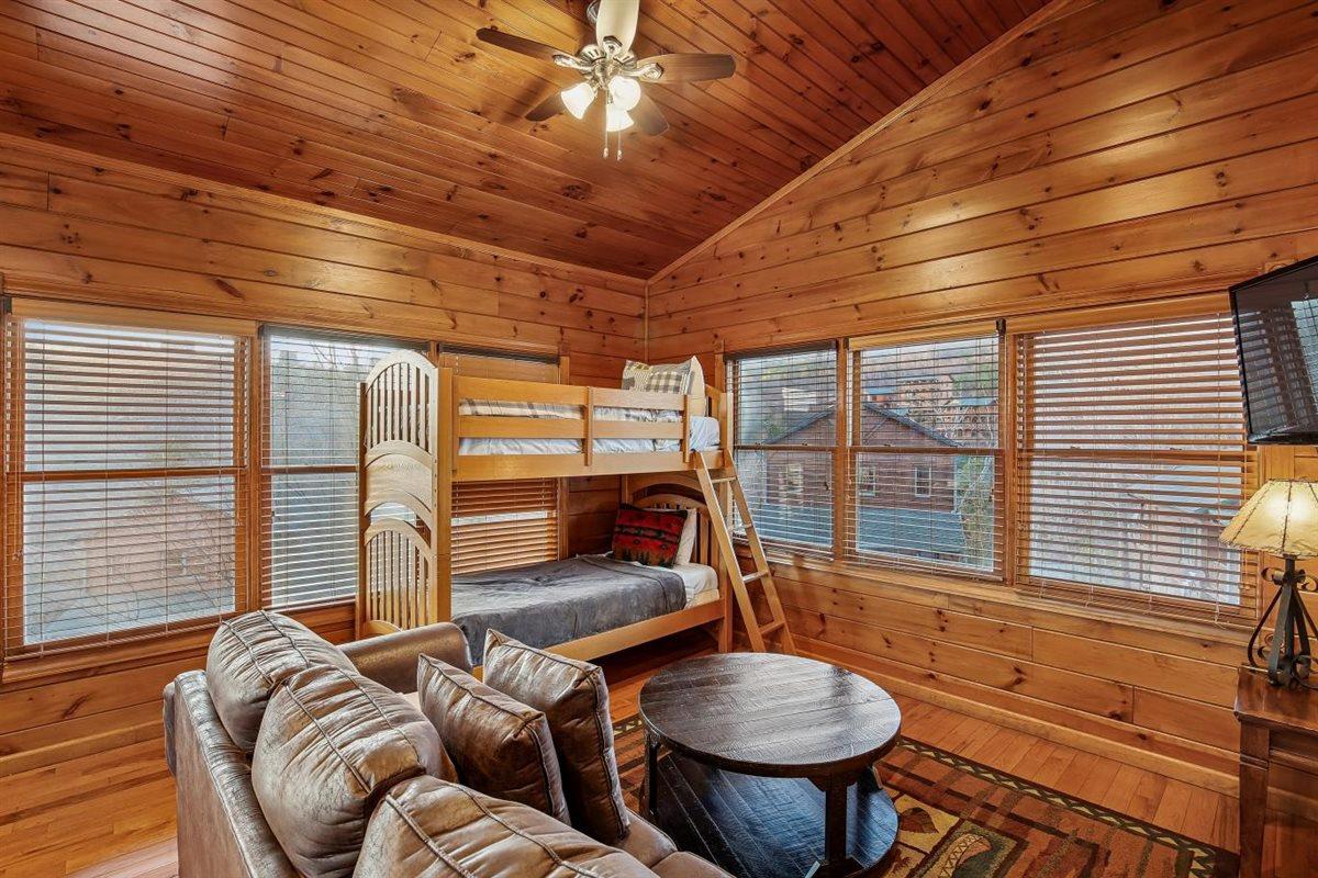 15Family Room