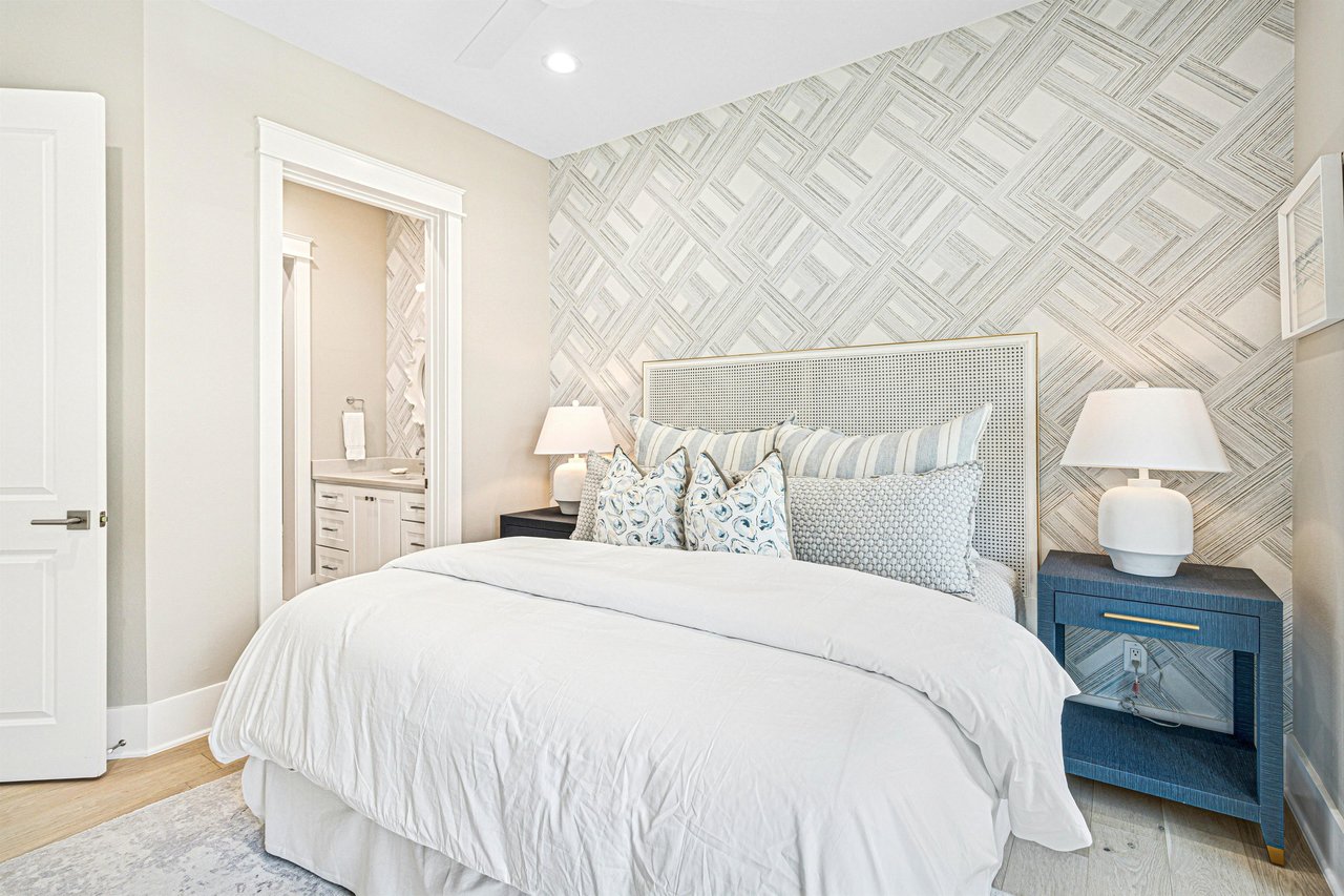 1st King Bedroom, 1st Floor