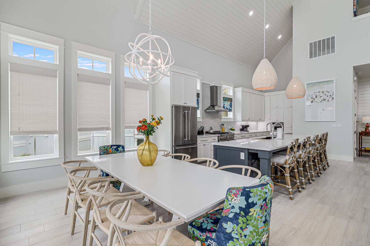 2nd Floor, Dining