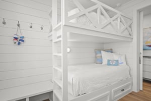 Bunk Room, 1st Floor