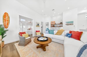 1st Floor, Living Room