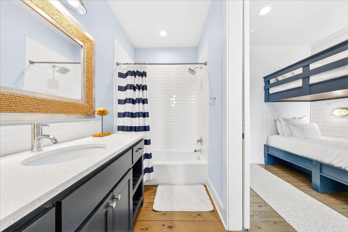 2nd Floor, Bunk Bathroom