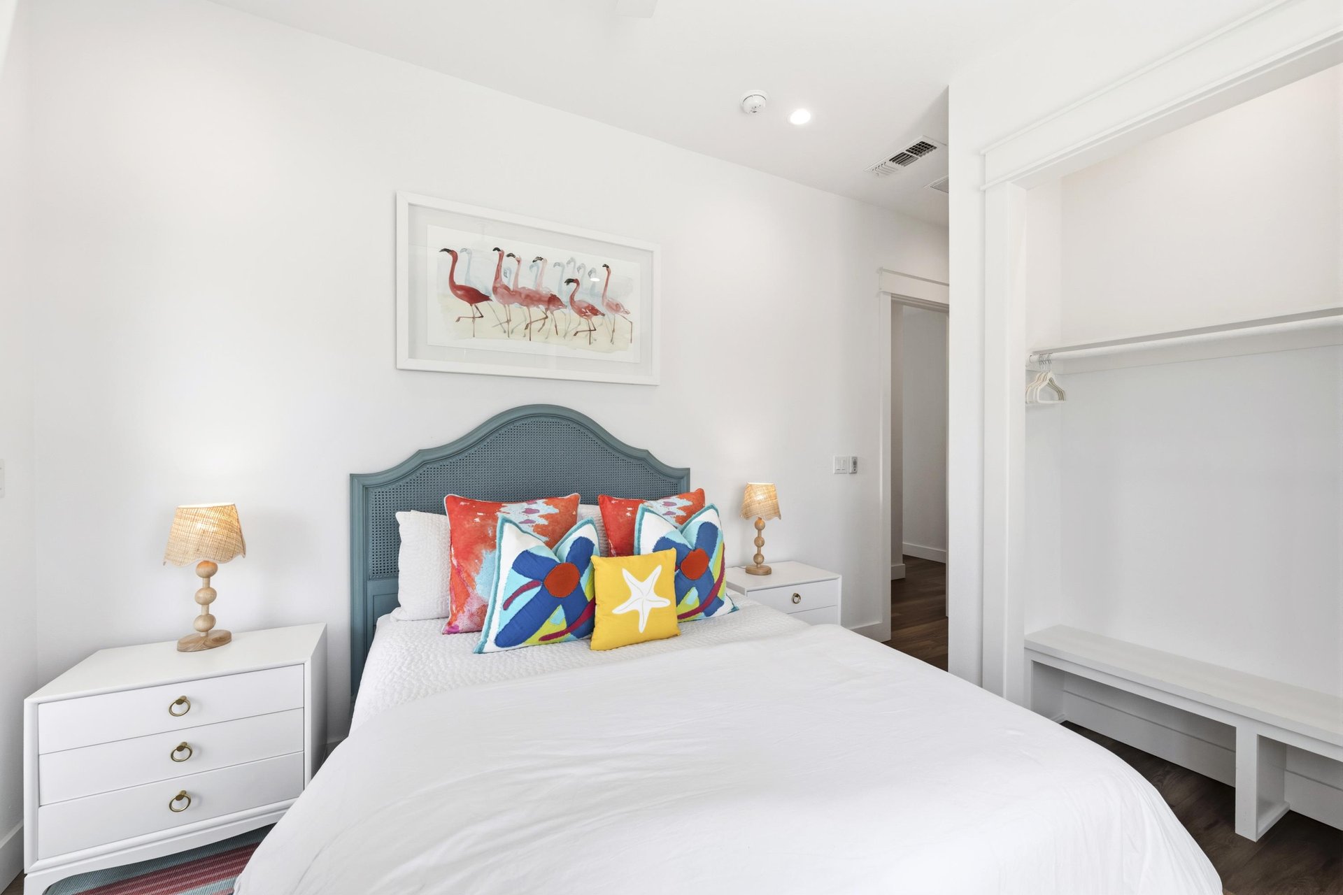 Queen Bedroom, 2nd Floor