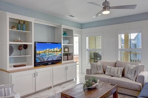 Main Living Area, 2nd Floor