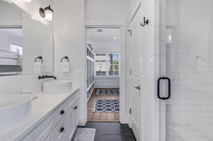 Shared King and Bunk Bathroom, 2nd Floor