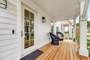 Front Porch, 1st Floor