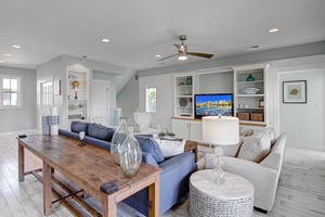 Main Living Area, 2nd Floor