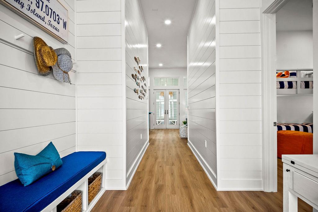 1st Floor, Entry Way