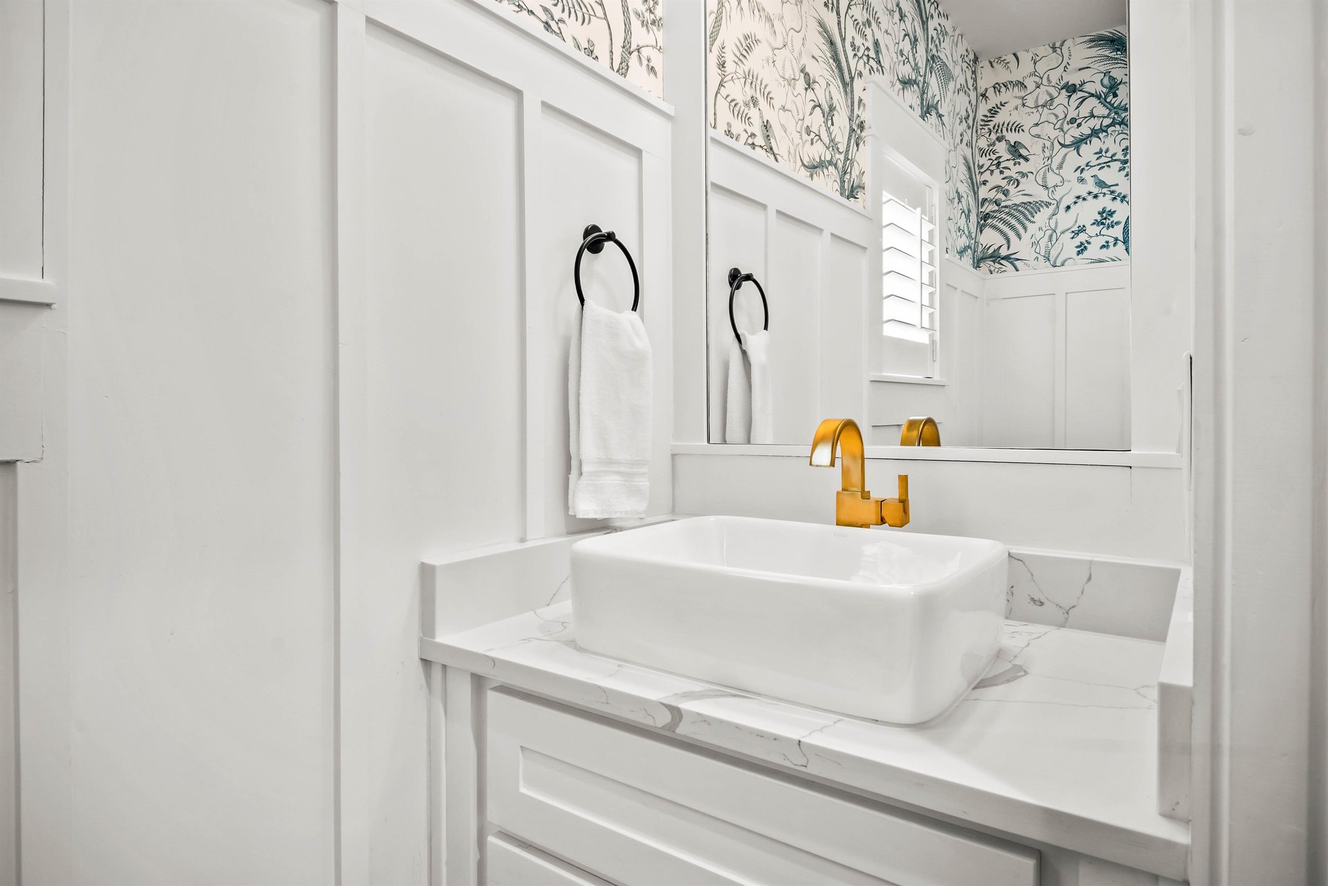 Half Bath, 1st Floor