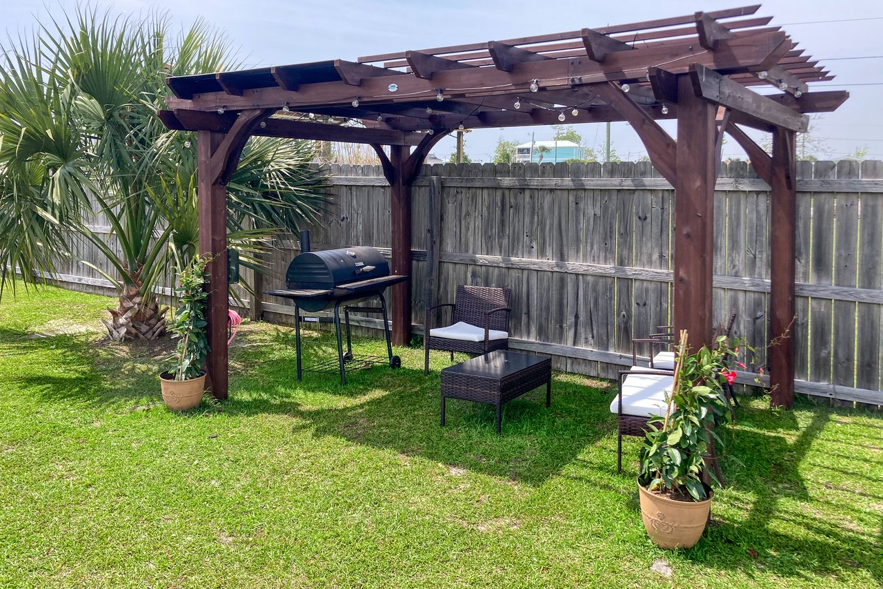 3rd Street Beach Retreat 4