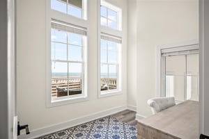 3rd Floor, King Suite Office