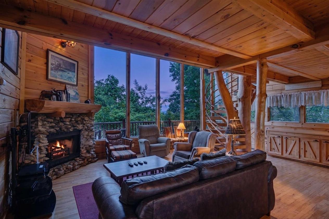 Width1280