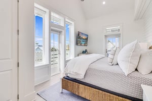 Primary King Suite with Private Balcony, 1st Floor