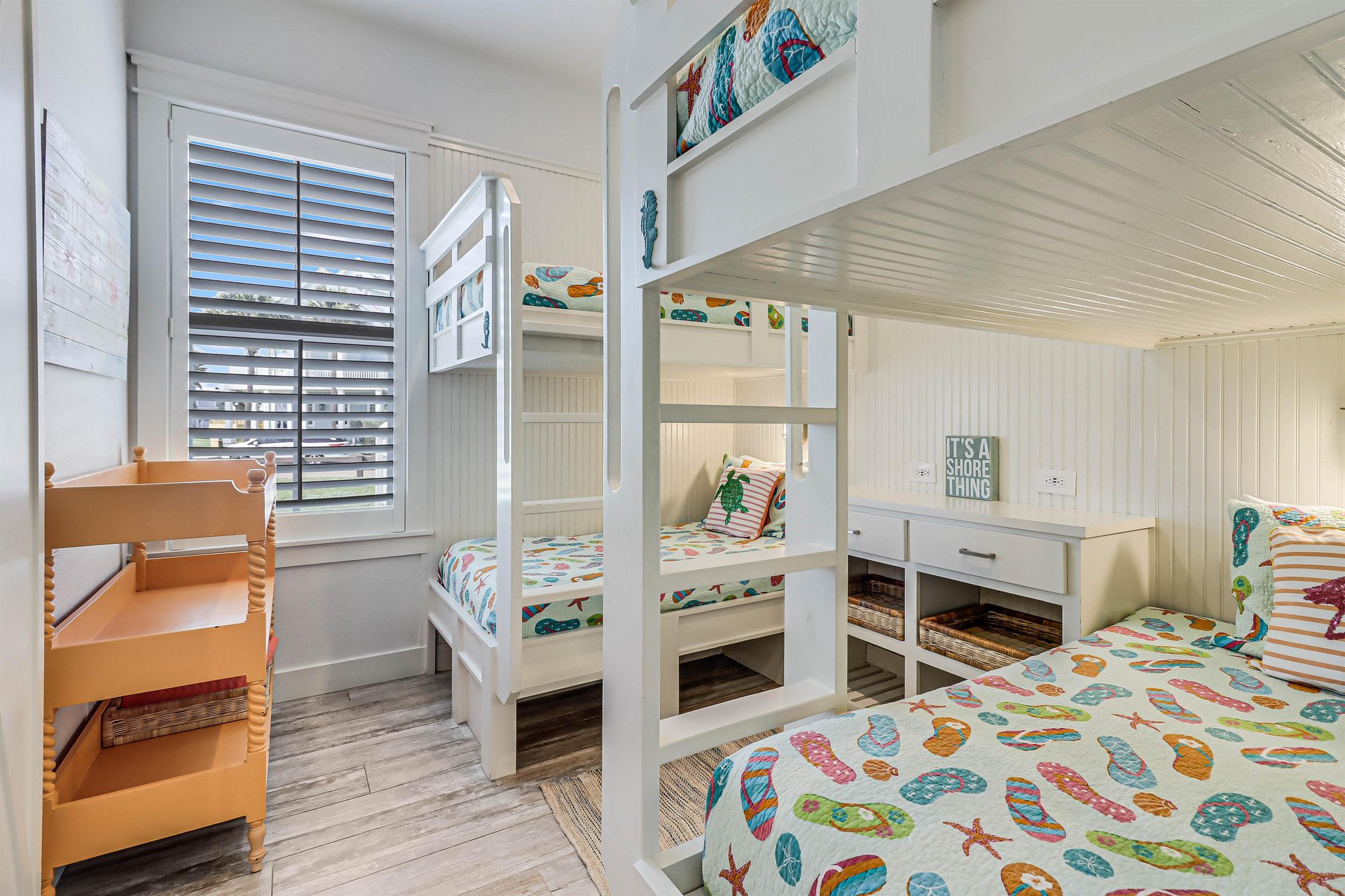 Bunk Bedroom, 1st Floor