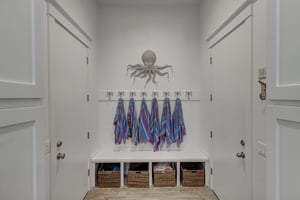 Sand Room, 1st Floor