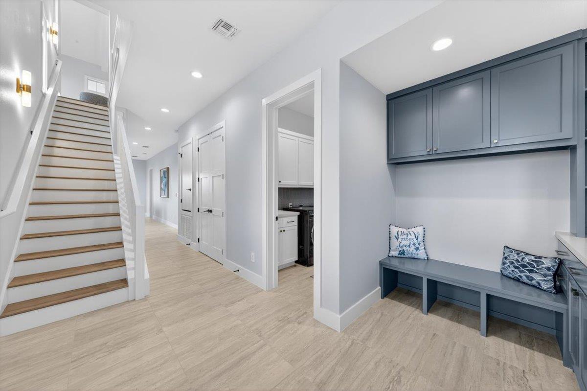 1st Floor, Mudroom