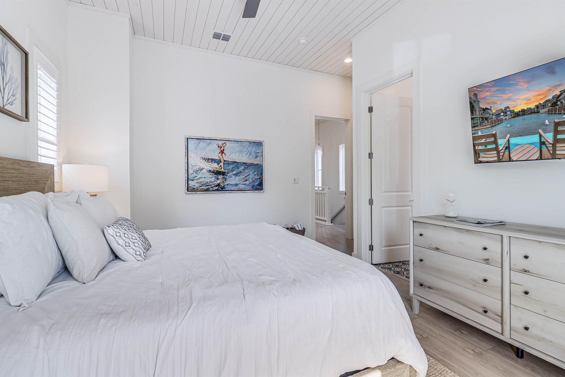 Primary King Bedroom, 2nd Floor