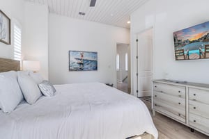 Primary King Bedroom, 2nd Floor