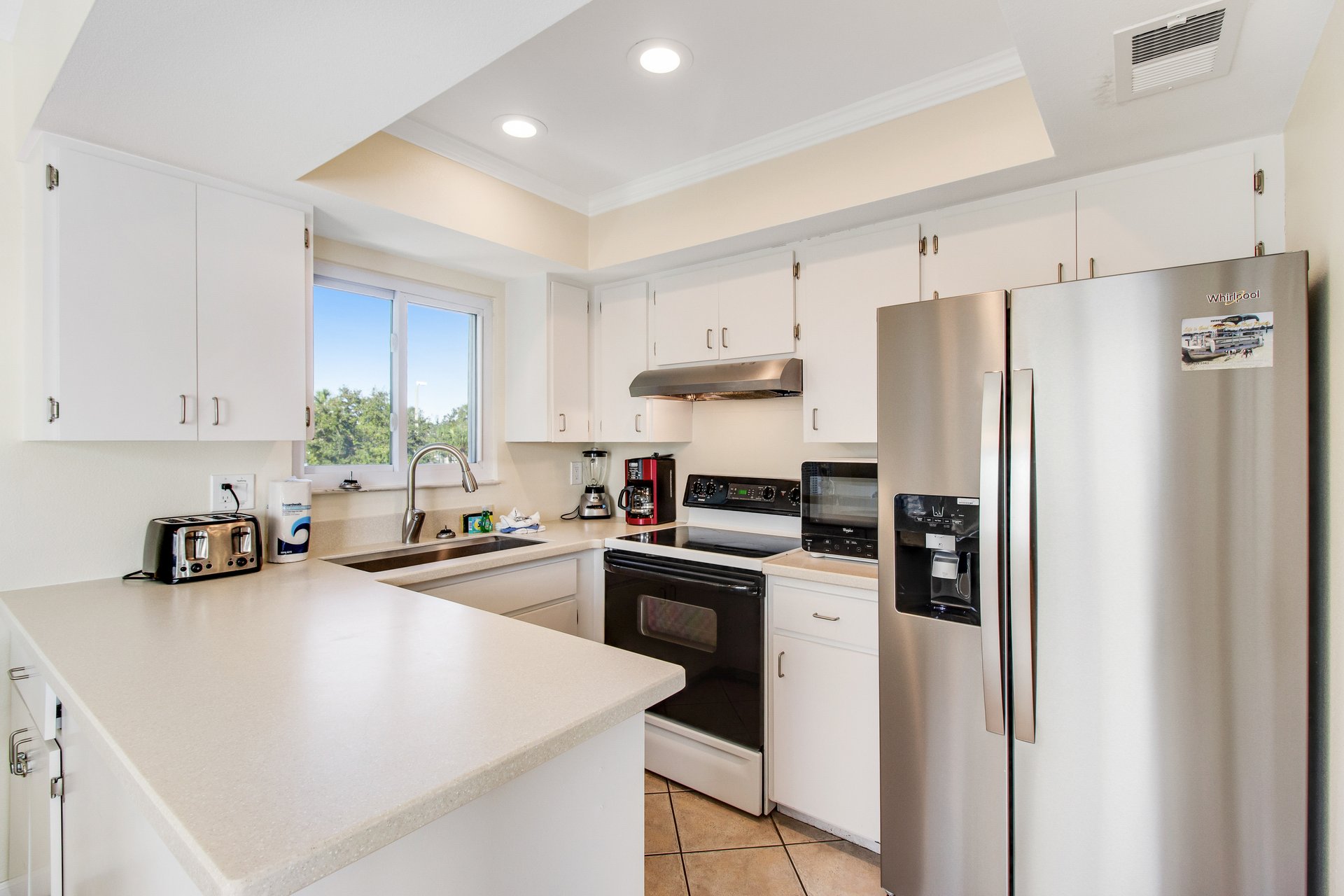 Turquoise Paradise West 8