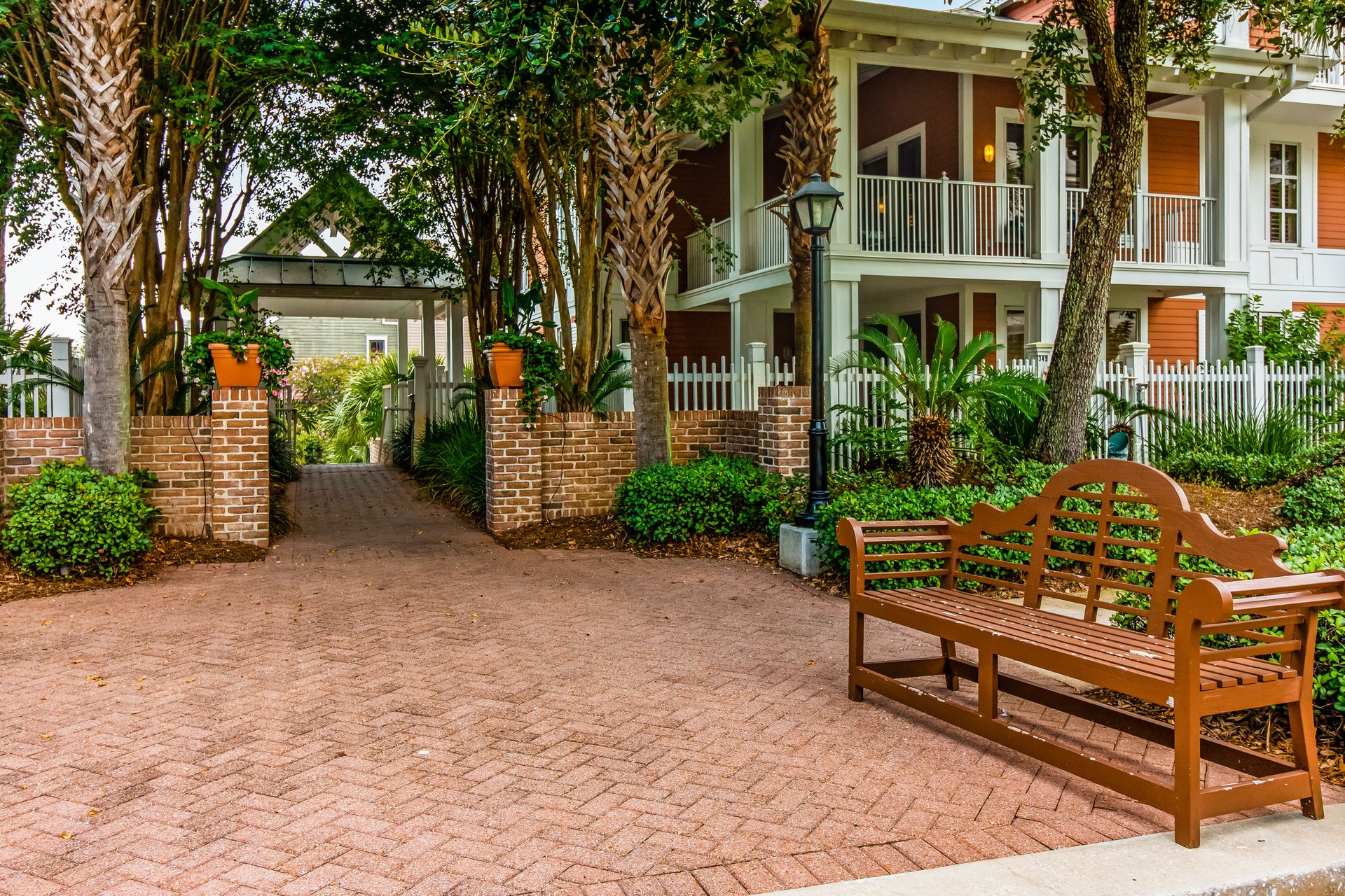 Baytowne Wharf  Market Street Inn 232  Sand amp Serenity 28