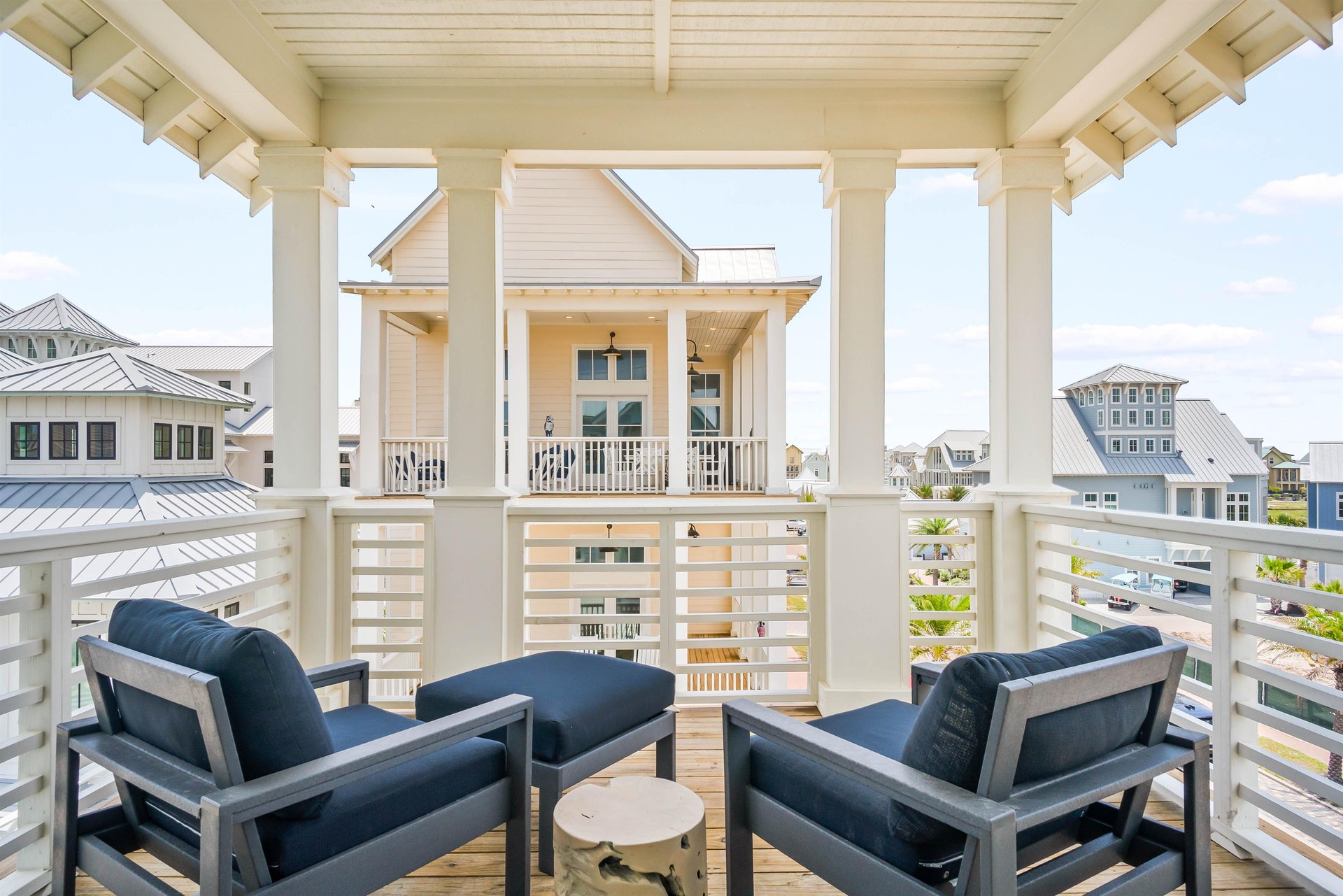 2nd Private King Suite Balcony, 3rd Floor