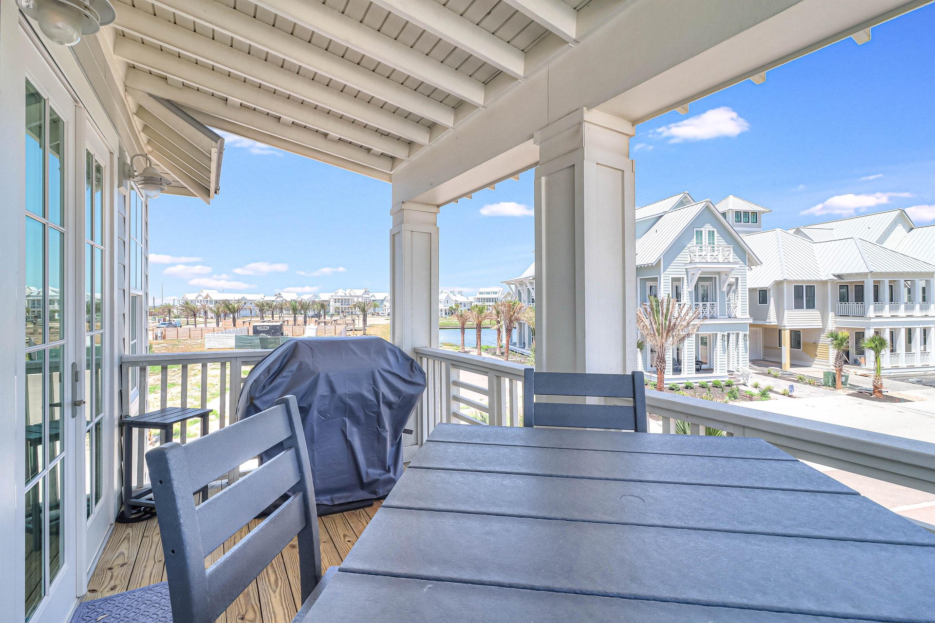 Living Room Deck and Grilling Area, 2nd Floor