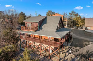 devinelakelodge44
