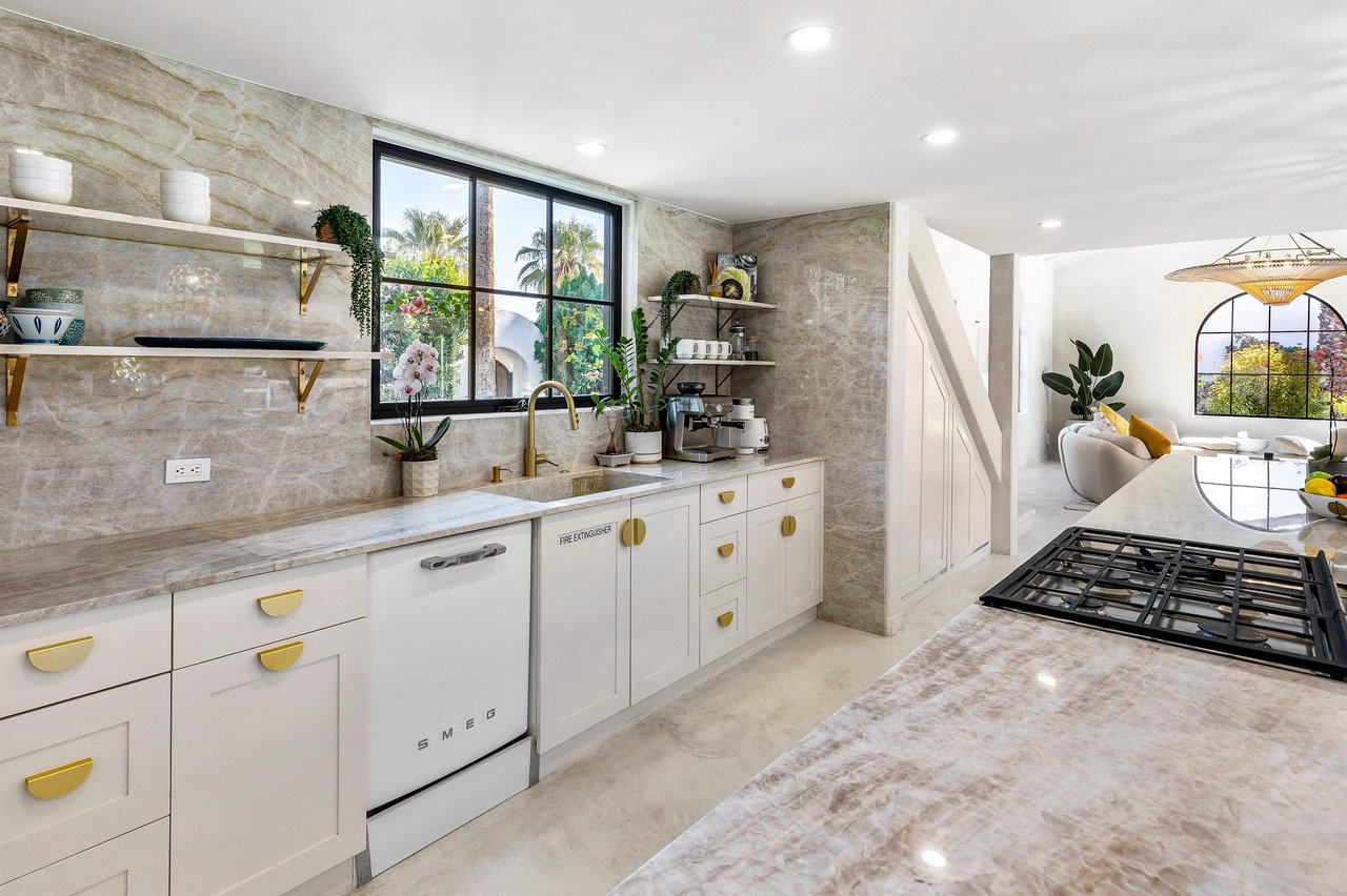 Wellstocked kitchen