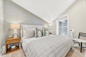2nd Floor, King Bedroom