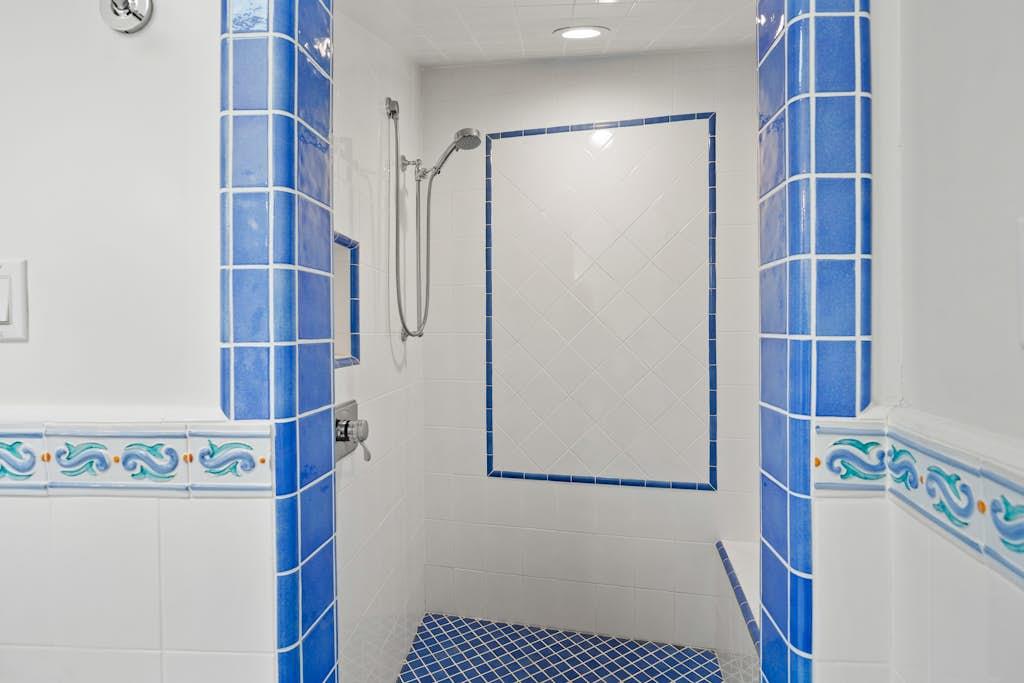 Width1280