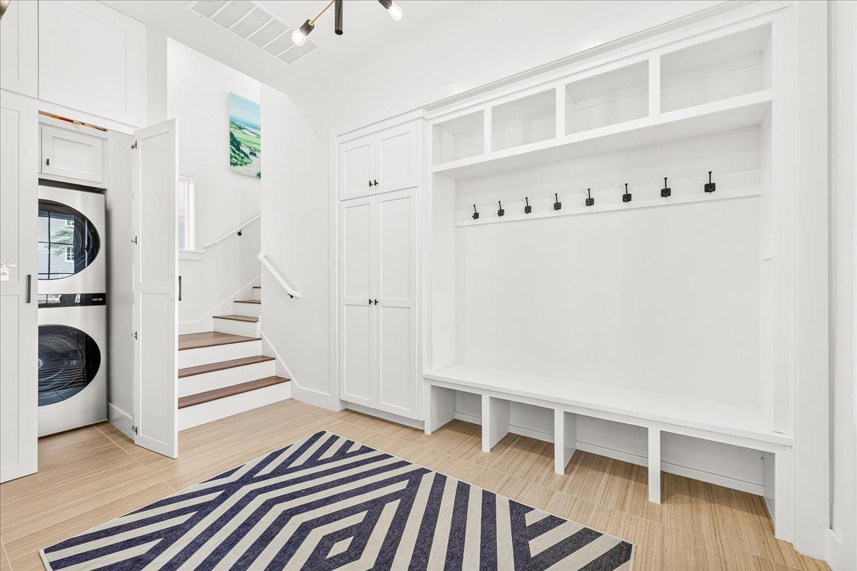 Entry Way, 1st Floor