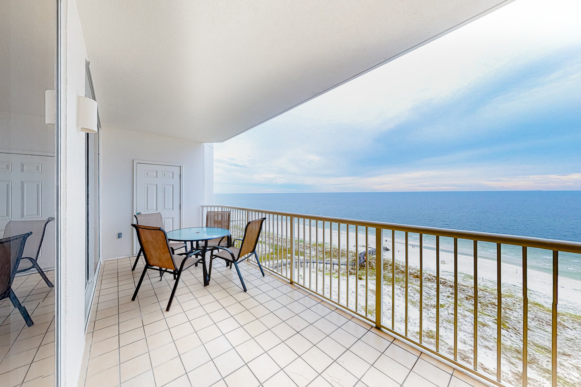 The Beach Club 1208C 5