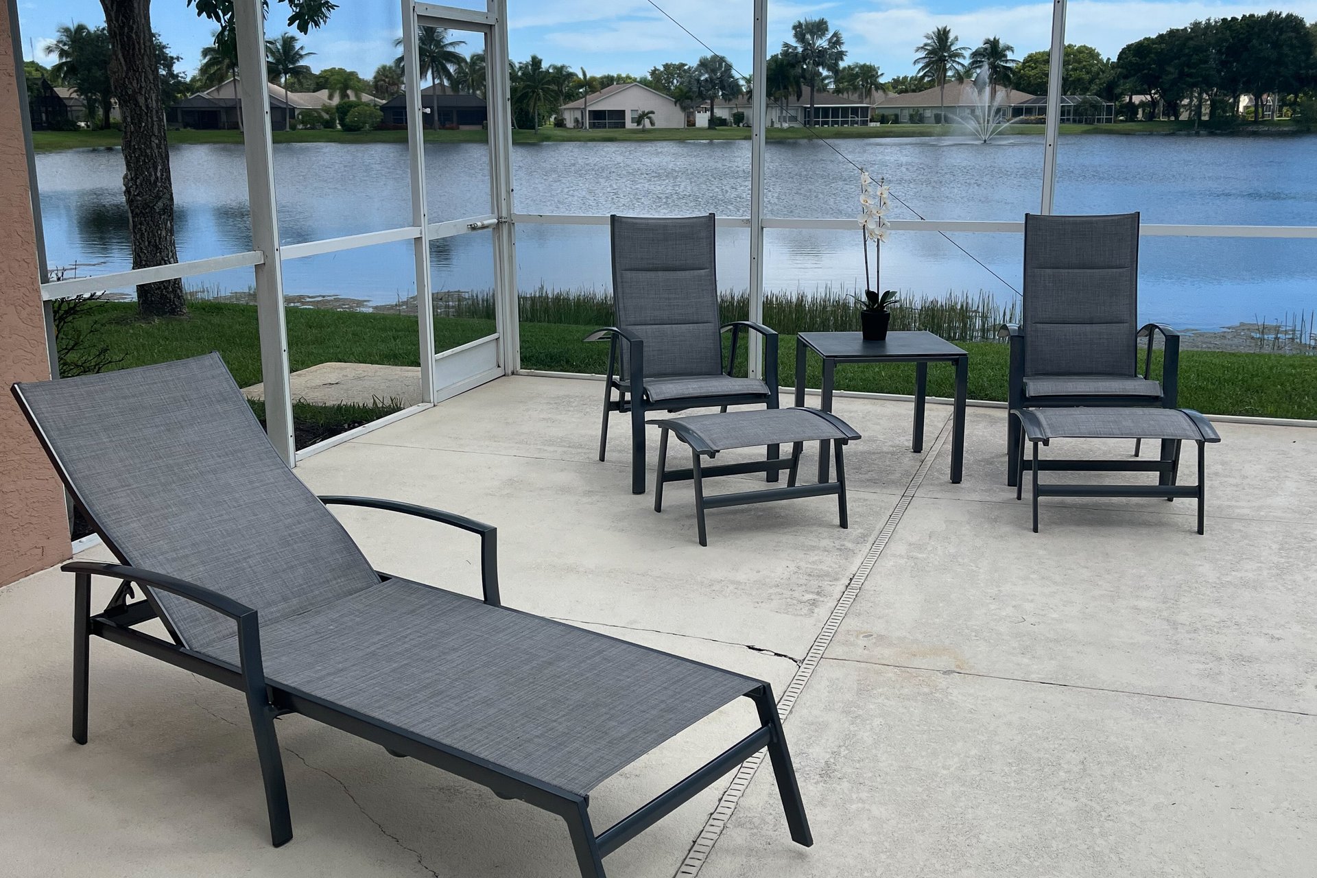 Destination Beach Stroll 33