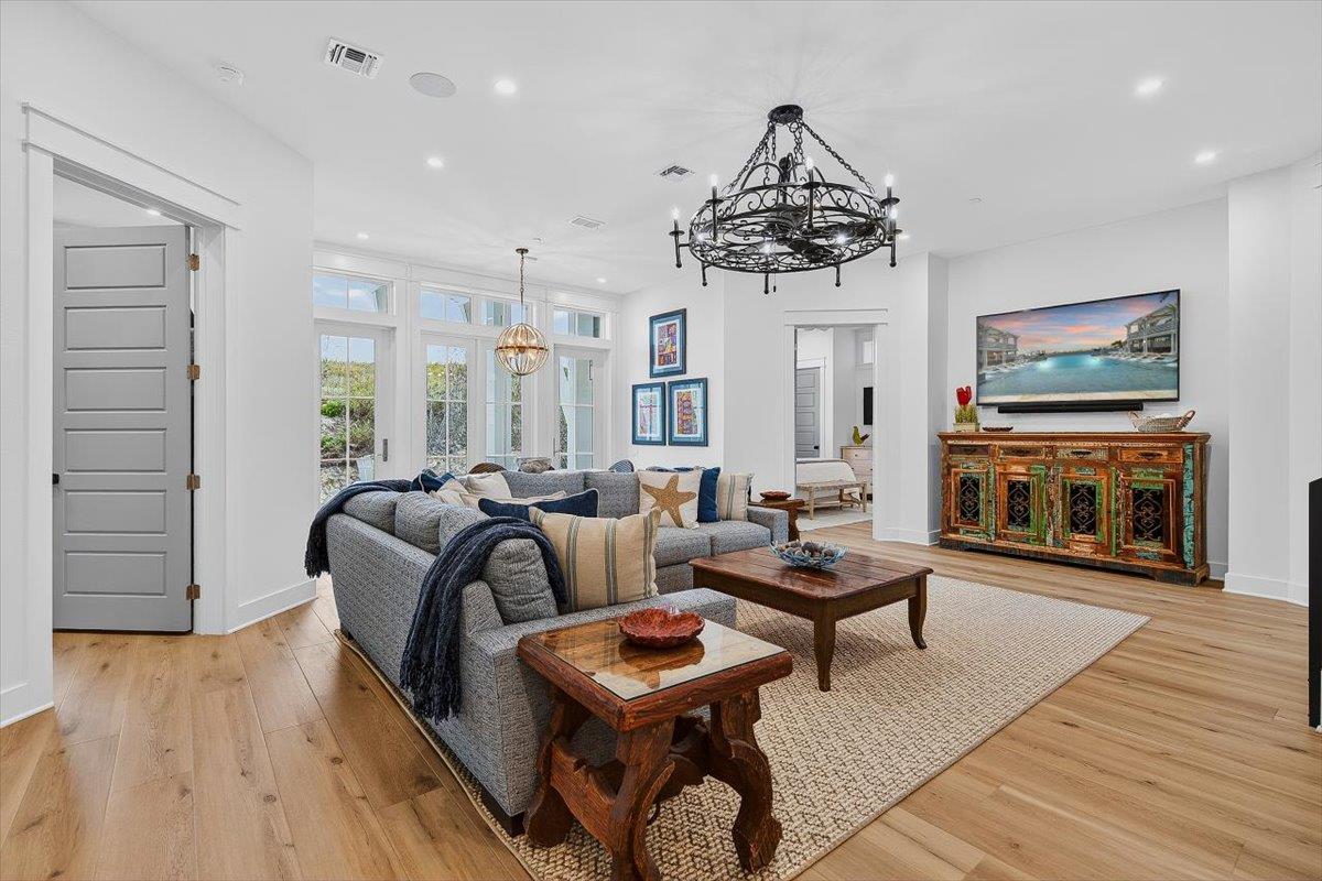 1st Floor Living Room