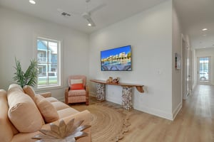 1st Floor Sitting Area