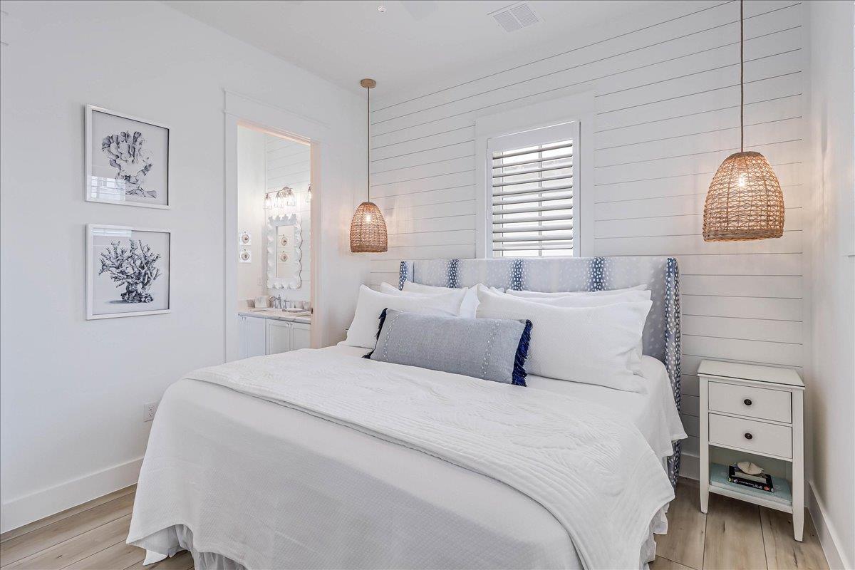 Second King Bedroom, 2nd Floor