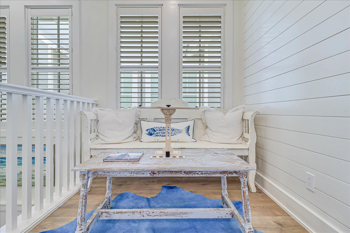 Sitting Nook, 2nd Floor