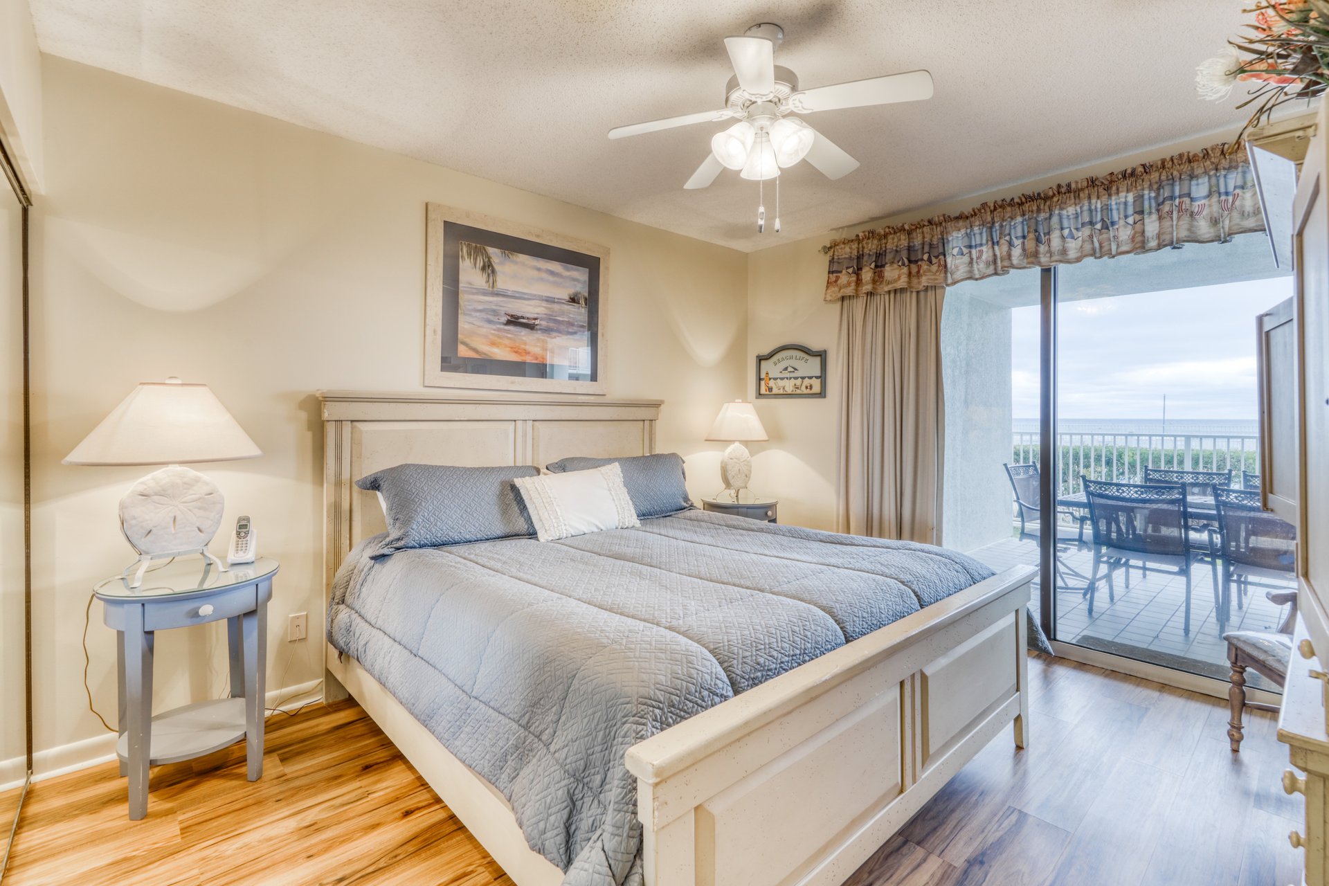 Pelican Pointe 106 16