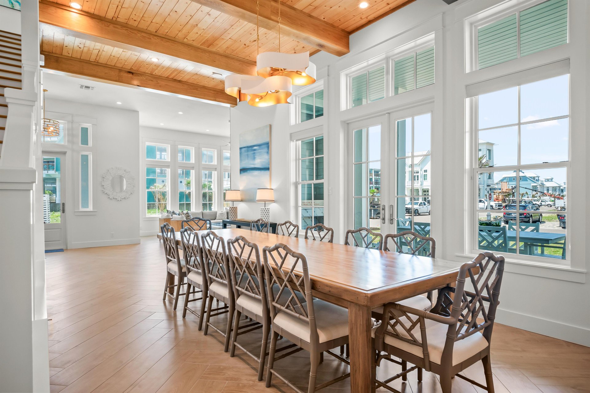 1st Floor, Dining Area