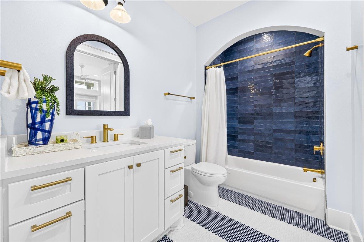 First Floor Bathroom