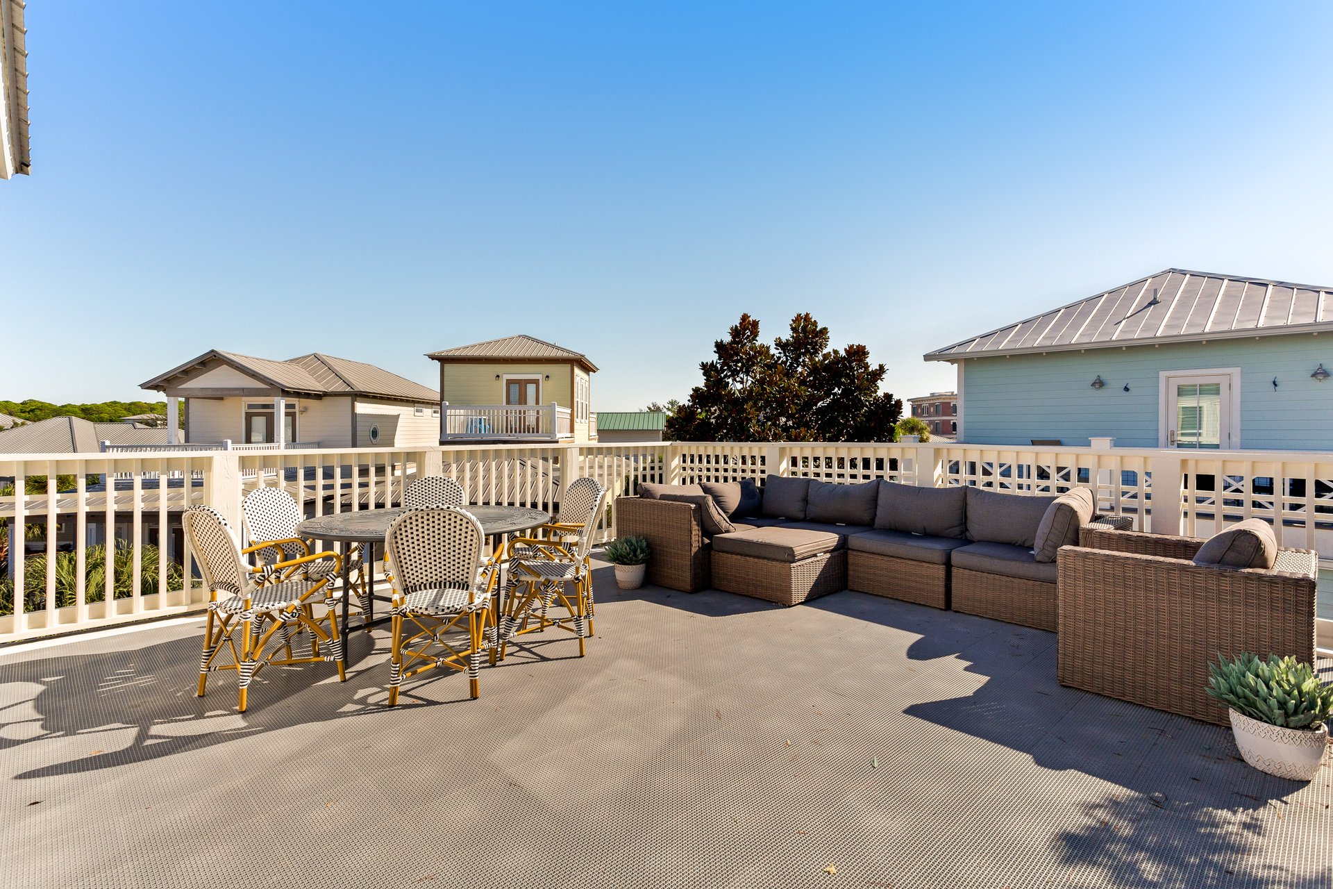 Seacrest Beach  The Lookout 8