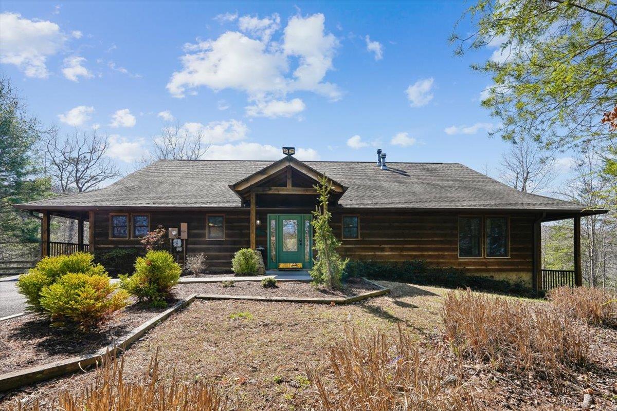 001Front Elevation